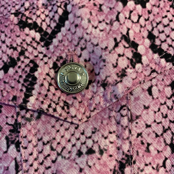 MSGM NWT Purple/Pink Snakeskin Pattern Boxy Bomber Style Jacket Size 42IT / 6US - Picture 3 of 9